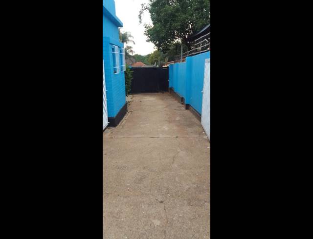 3 BEDROOM PROPERTY TO RENT IN BEZUIDENHOUT VALLEY